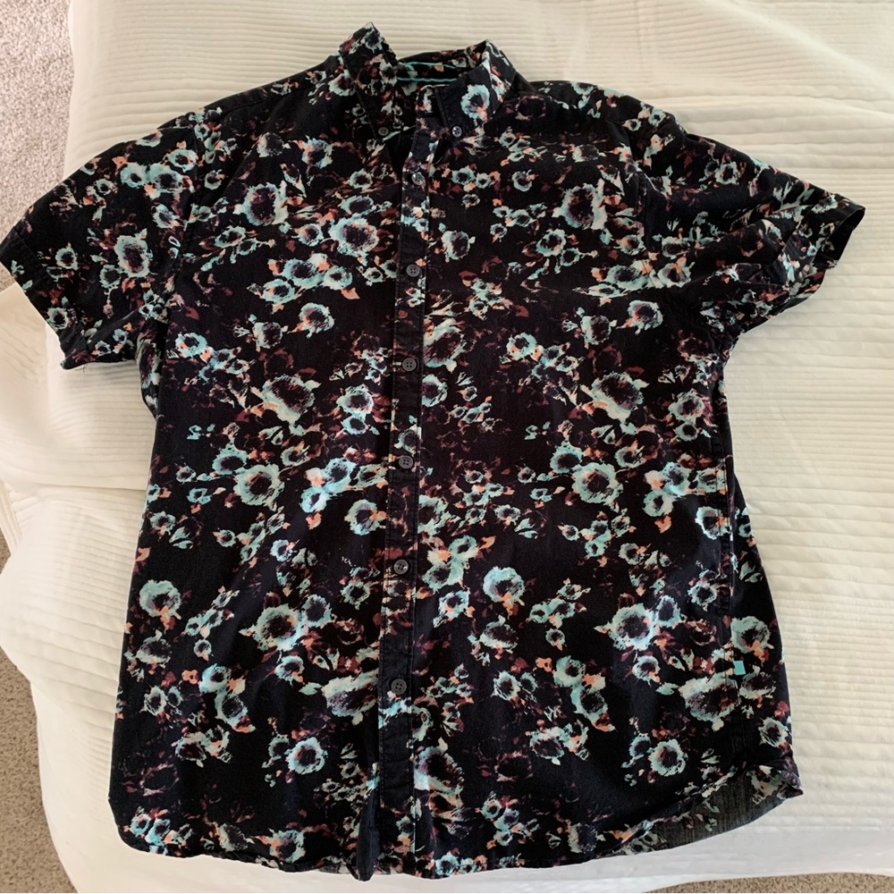 2x Funky Button Downs